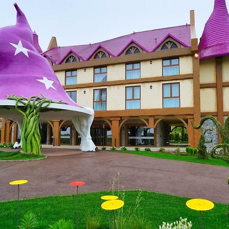 Gardaland Magic Hotel Castelnuovo del Garda Exterior photo