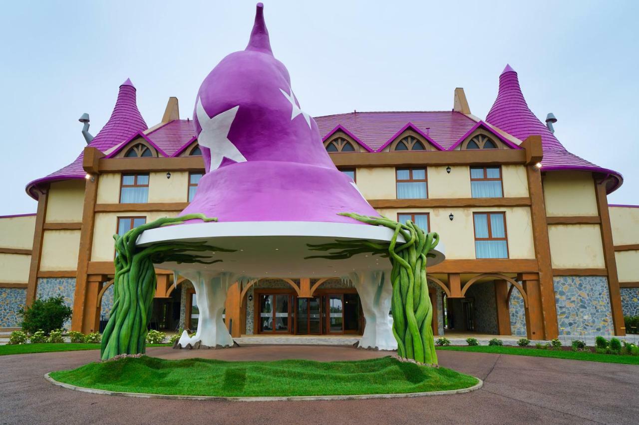 Gardaland Magic Hotel Castelnuovo del Garda Exterior photo