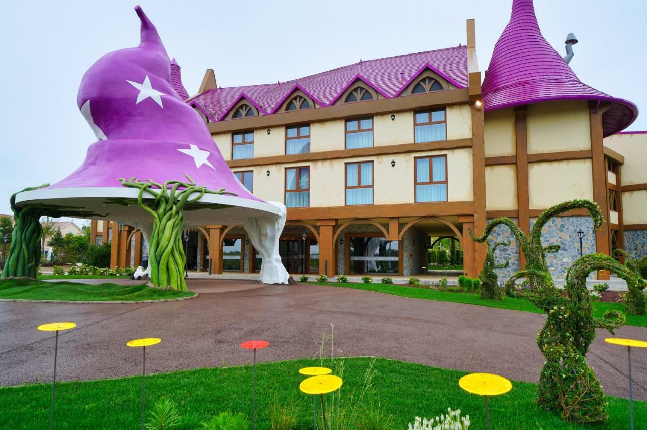 Gardaland Magic Hotel Castelnuovo del Garda Exterior photo